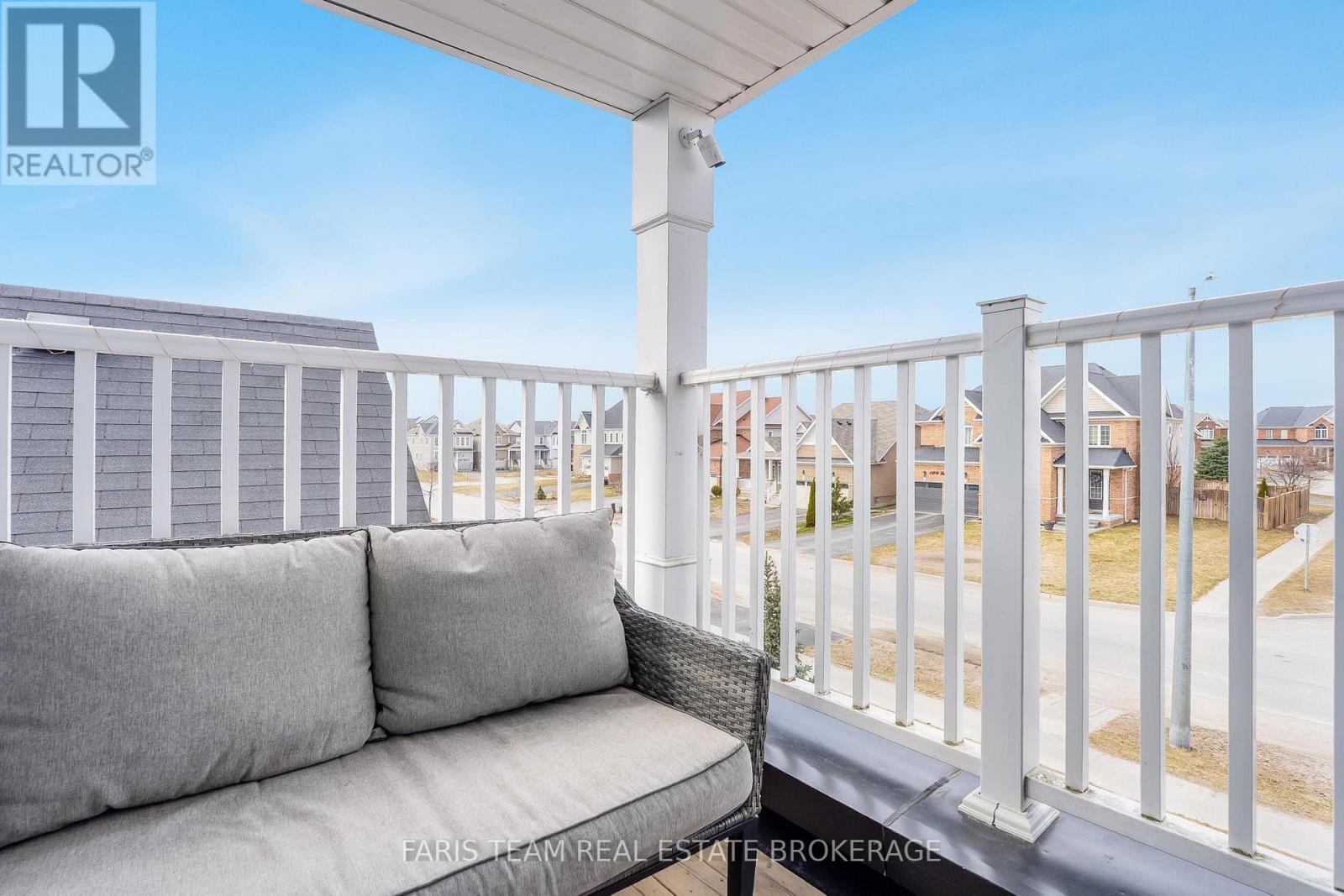 111 Latimer Avenue, Essa, Ontario  L3W 0N1 - Photo 32 - N13001416