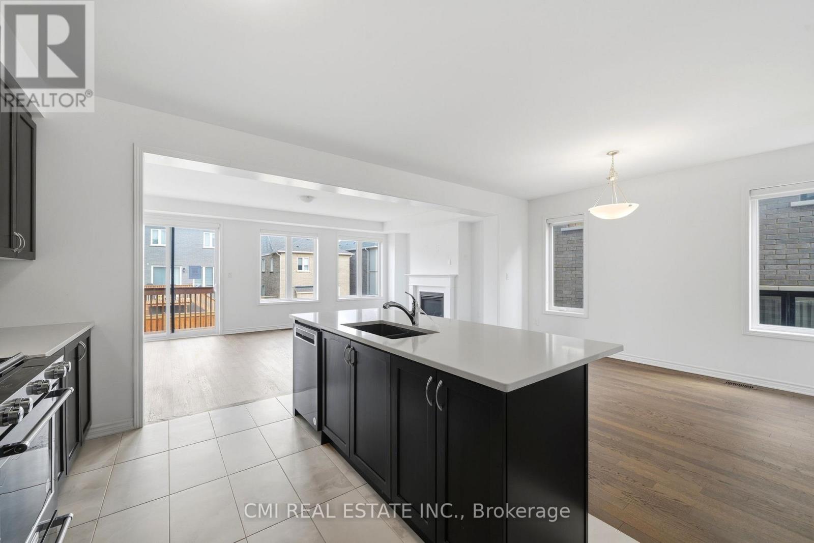 656 Newlove Street, Innisfil, Ontario  L9S 0R8 - Photo 16 - N13001418