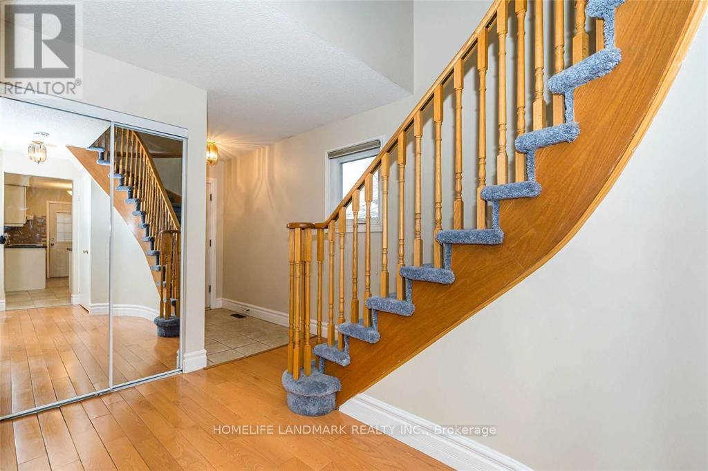 23 Bluesky Crescent, Richmond Hill, Ontario  L4C 8J1 - Photo 10 - N13001446