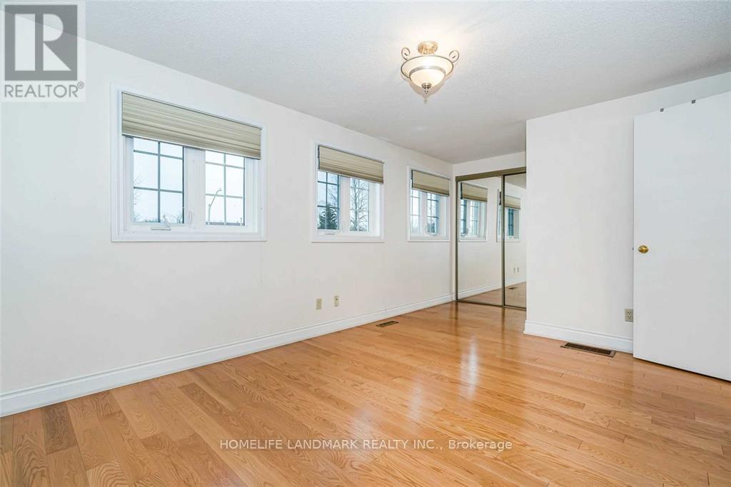 23 Bluesky Crescent, Richmond Hill, Ontario  L4C 8J1 - Photo 12 - N13001446