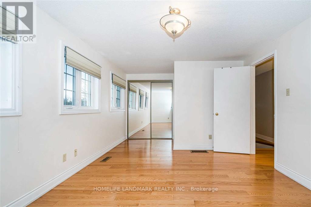 23 Bluesky Crescent, Richmond Hill, Ontario  L4C 8J1 - Photo 13 - N13001446