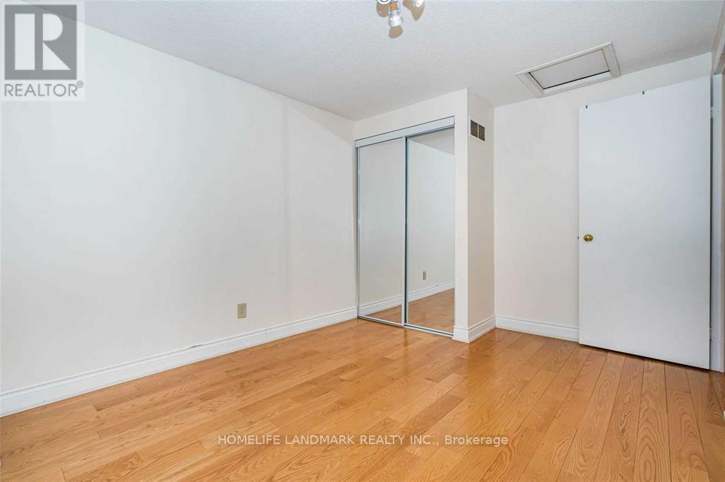 23 Bluesky Crescent, Richmond Hill, Ontario  L4C 8J1 - Photo 16 - N13001446