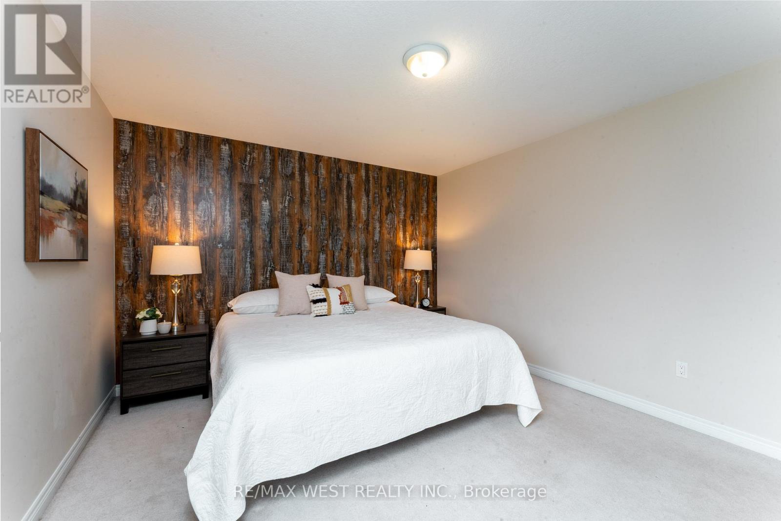 110 Banting Crescent, Essa (Angus), Ontario  L0M 1B6 - Photo 21 - N13001454