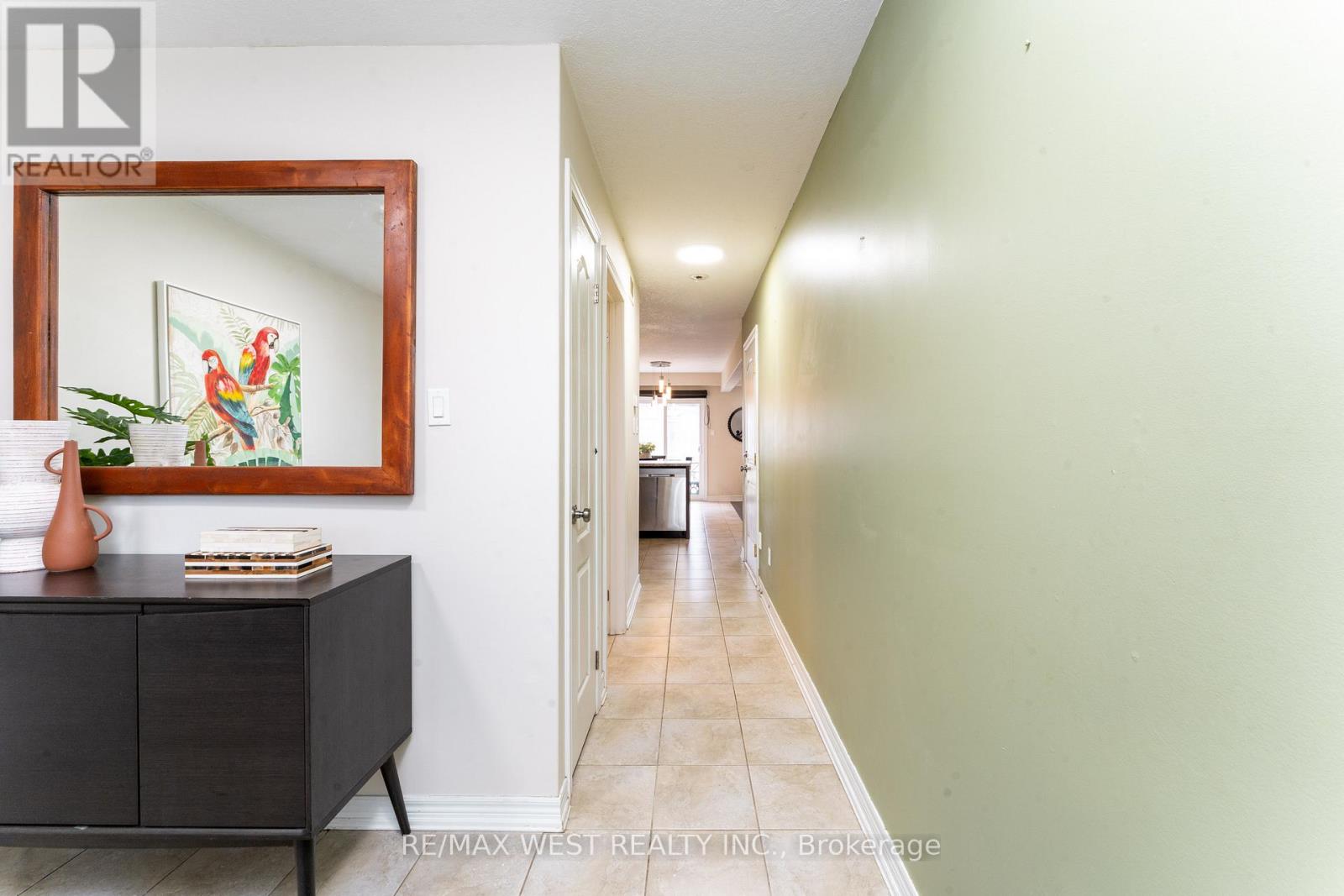 110 Banting Crescent, Essa (Angus), Ontario  L0M 1B6 - Photo 7 - N13001454