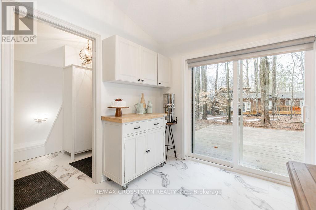 9 Monica Court, Oro-Medonte, Ontario  L0K 1E0 - Photo 19 - S13001430