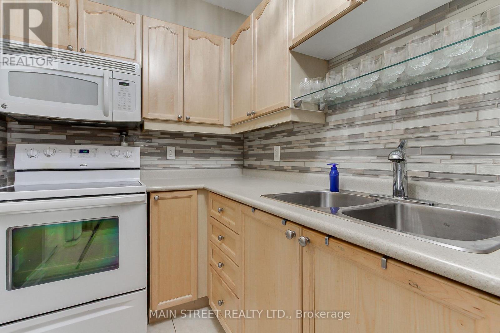 305 - 500 Mapleview Drive W, Barrie, Ontario  L4N 6C3 - Photo 15 - S13001480