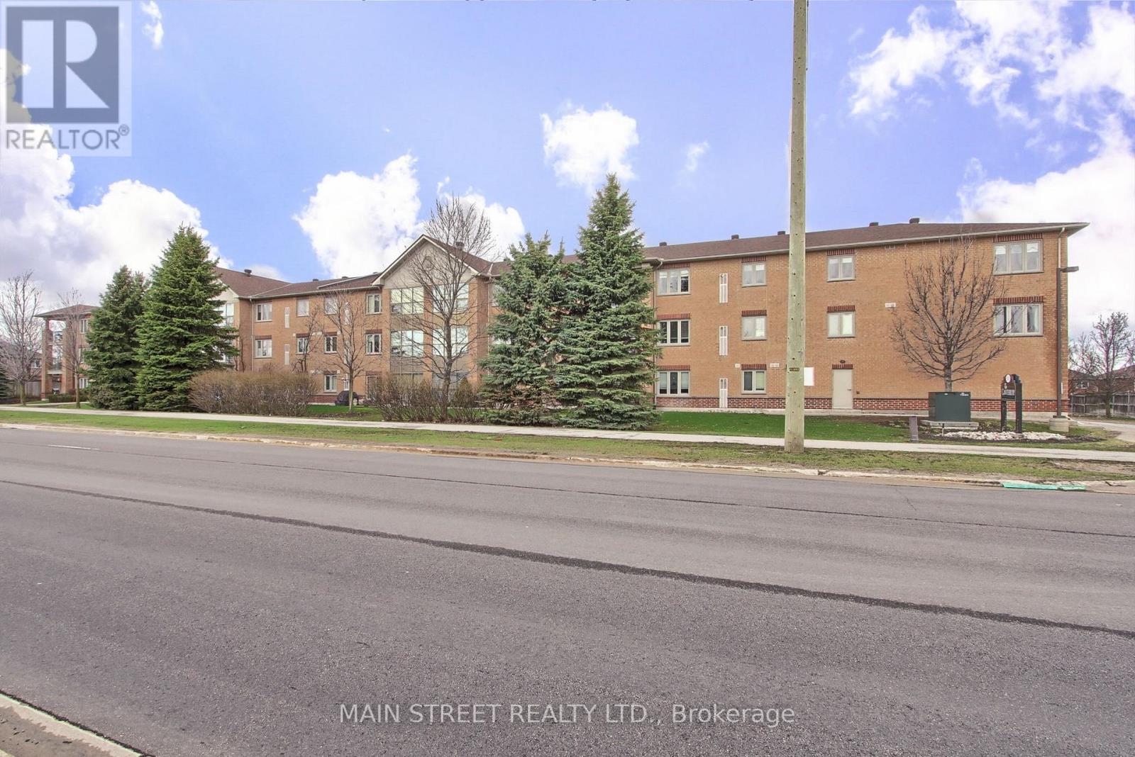305 - 500 Mapleview Drive W, Barrie, Ontario  L4N 6C3 - Photo 3 - S13001480