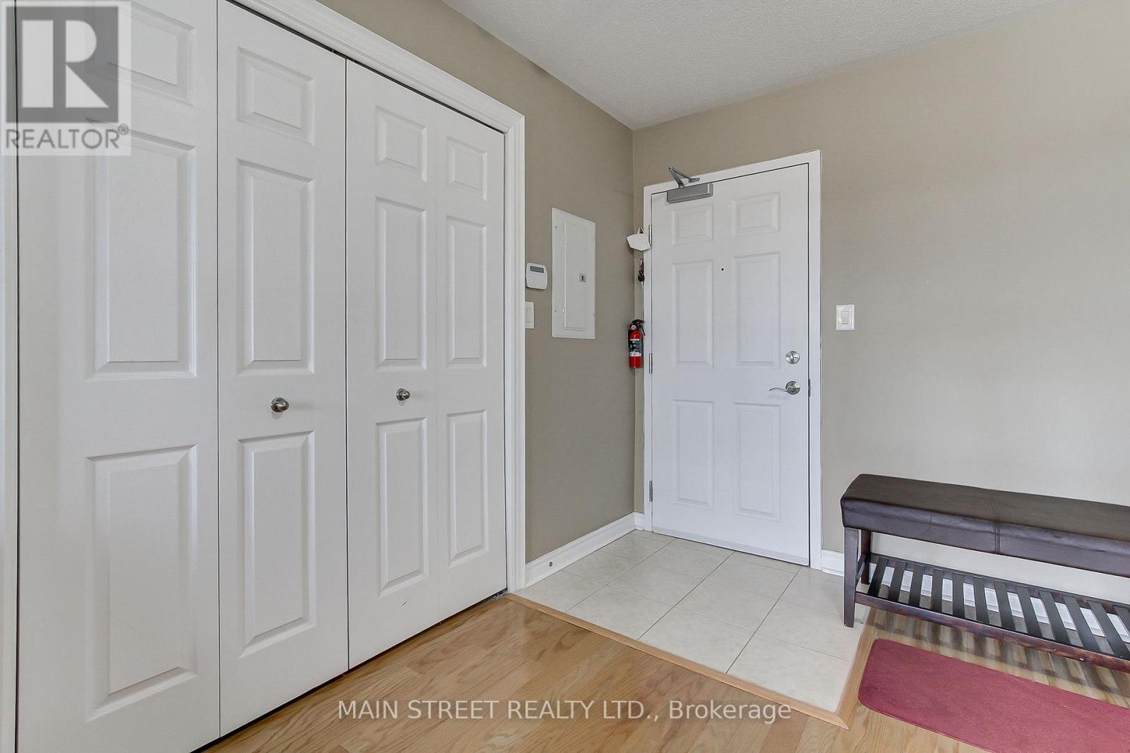 305 - 500 Mapleview Drive W, Barrie, Ontario  L4N 6C3 - Photo 9 - S13001480