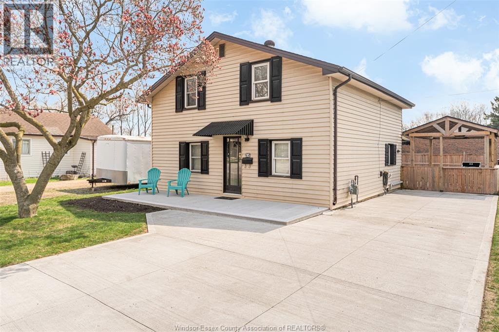 315 River Avenue, Lasalle, Ontario  N9J 1A1 - Photo 2 - 26008171