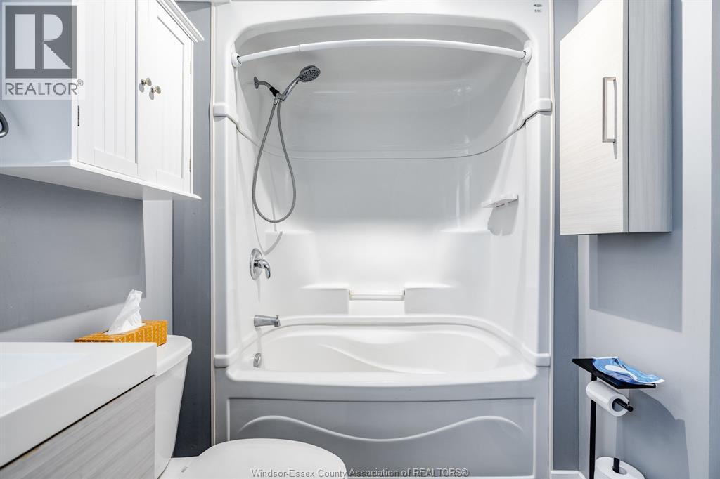 24 Maple Street, Kingsville, Ontario N9Y 1L7 - Photo 19 - 26008216