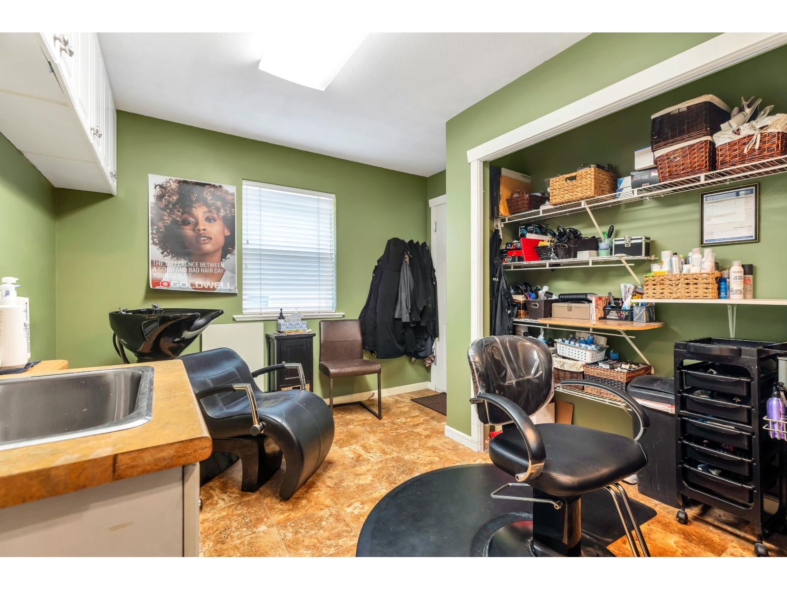 27932 Buffer Crescent, Abbotsford, British Columbia  V4X 2R9 - Photo 16 - R3099124