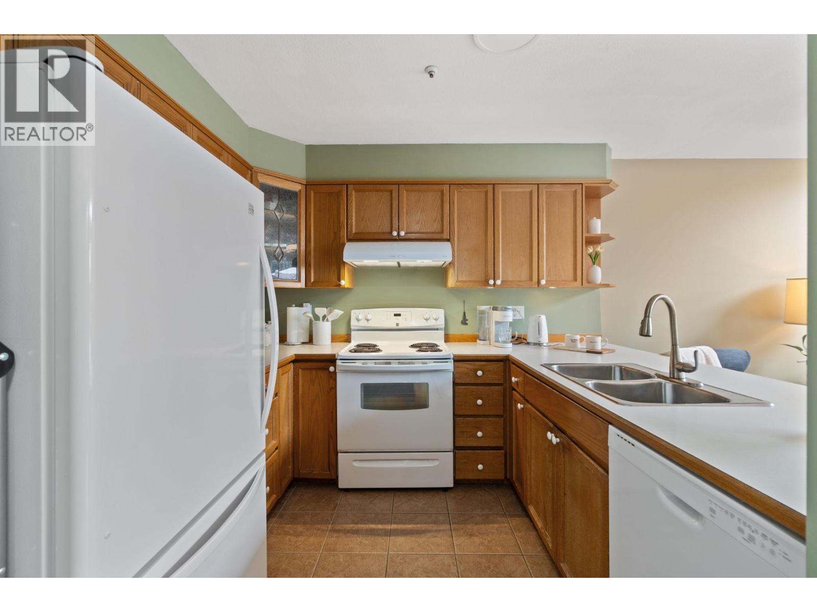 402 60 Richmond Street, New Westminster, British Columbia  V3L 5R7 - Photo 8 - R3111339