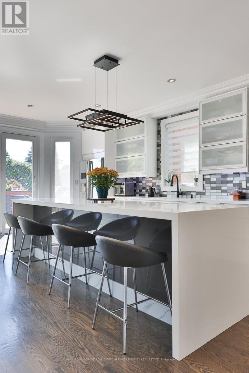 880 6th Street, Mississauga, Ontario  L5E 1N6 - Photo 13 - W13001332