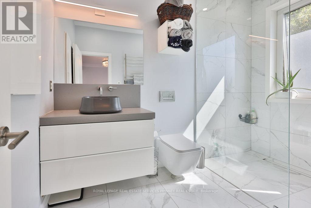 880 6th Street, Mississauga, Ontario  L5E 1N6 - Photo 20 - W13001332