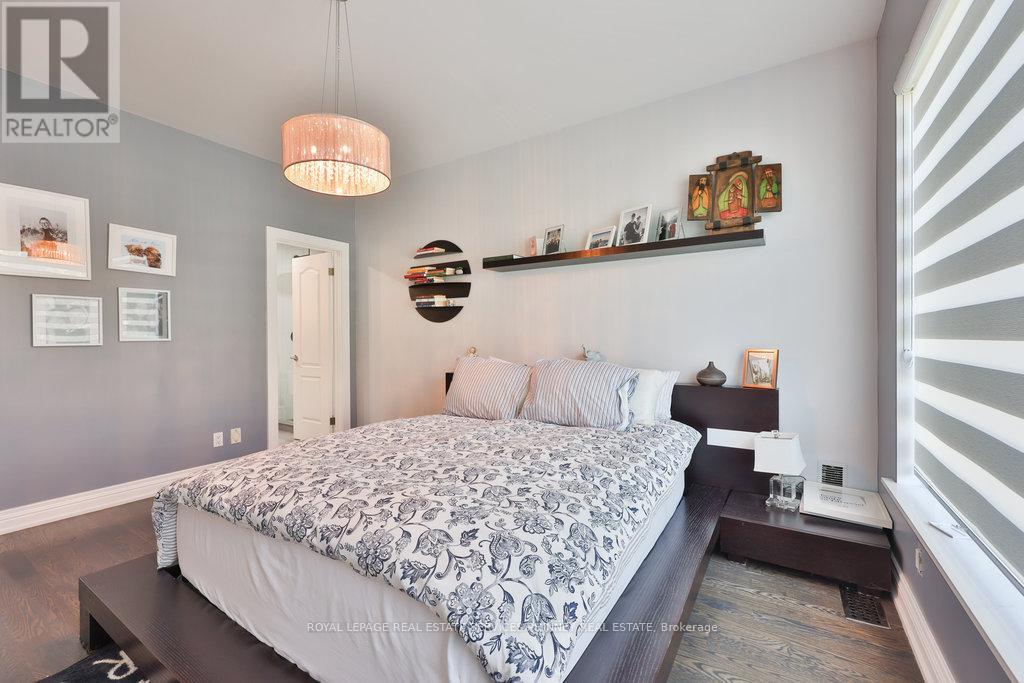 880 6th Street, Mississauga, Ontario  L5E 1N6 - Photo 35 - W13001332