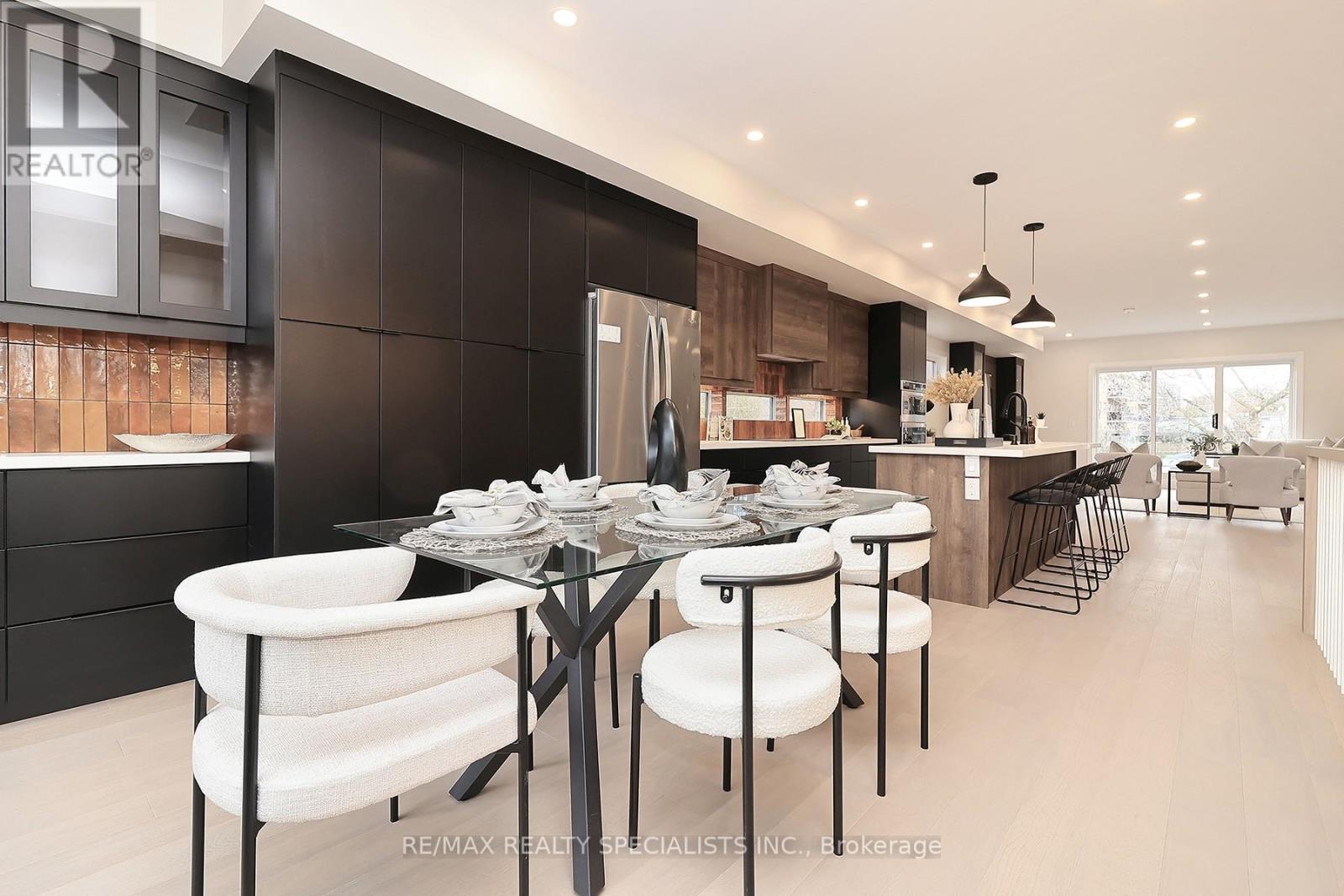 1046 Roosevelt Road, Mississauga, Ontario  L5G 3Y8 - Photo 18 - W13001342