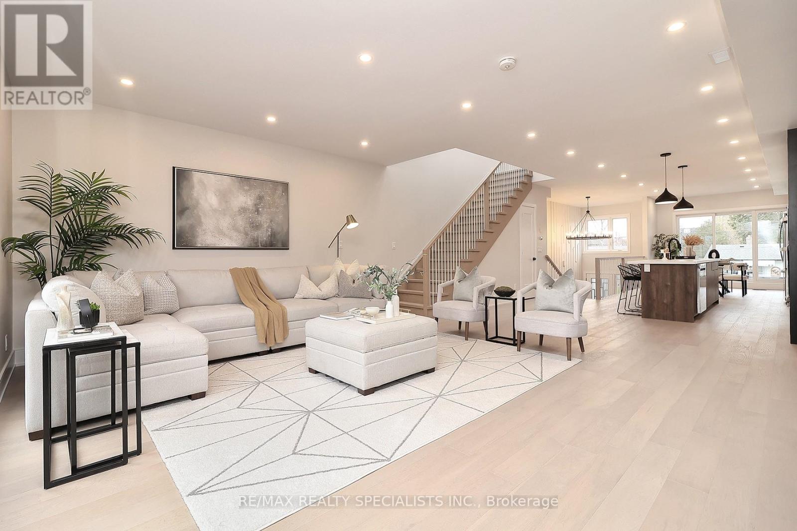 1046 Roosevelt Road, Mississauga, Ontario  L5G 3Y8 - Photo 21 - W13001342
