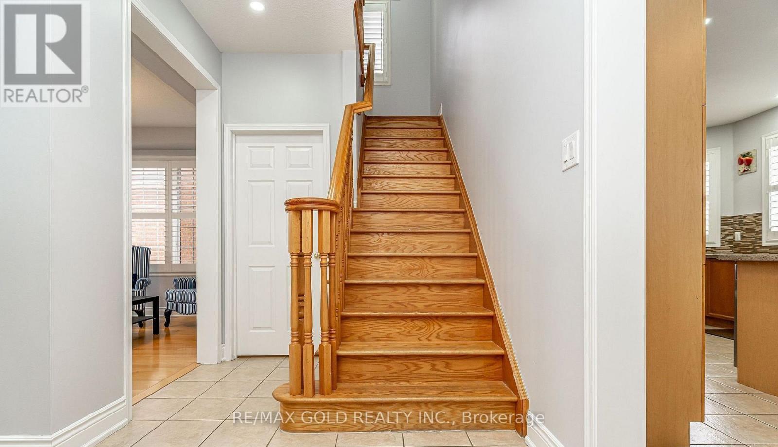 7 Bettey Road, Brampton, Ontario  L6P 1S9 - Photo 22 - W13001370