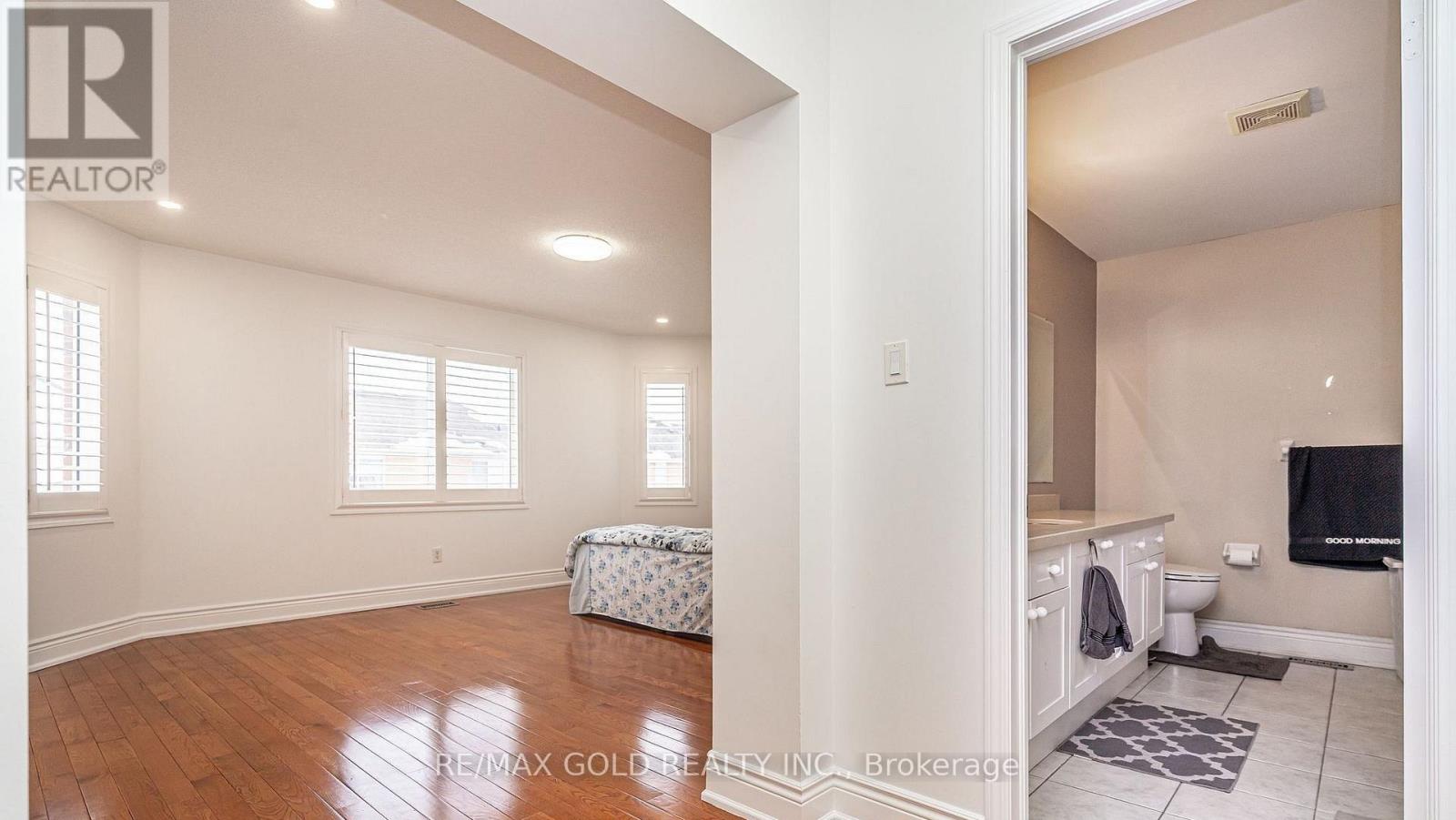 7 Bettey Road, Brampton, Ontario  L6P 1S9 - Photo 24 - W13001370