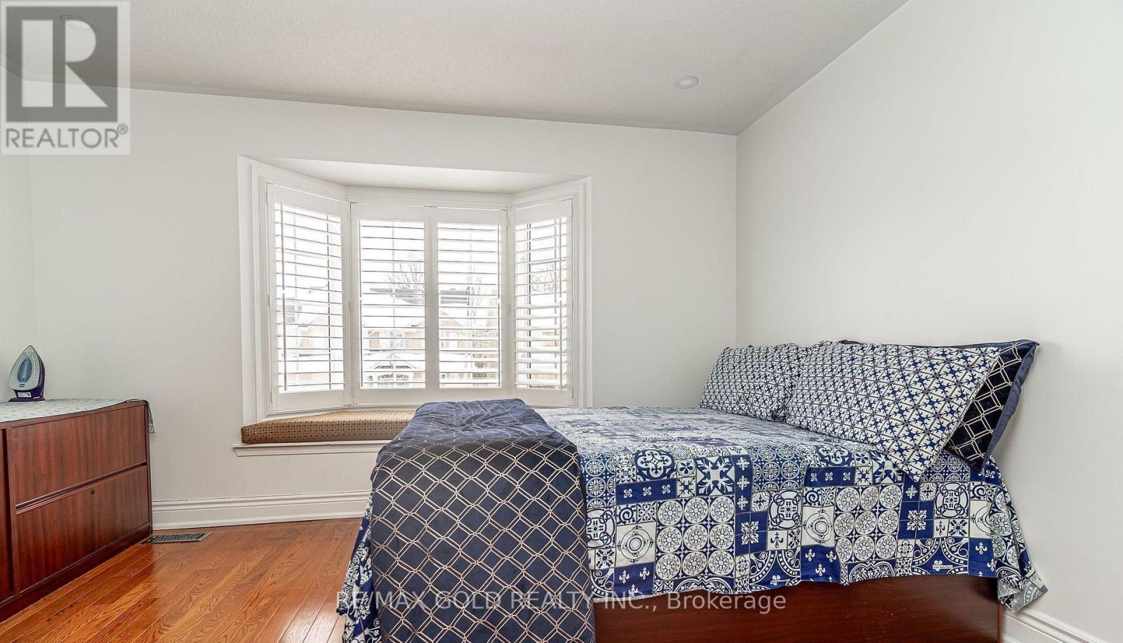 7 Bettey Road, Brampton, Ontario  L6P 1S9 - Photo 34 - W13001370