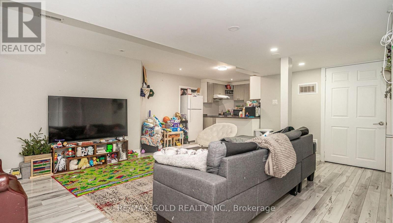 7 Bettey Road, Brampton, Ontario  L6P 1S9 - Photo 38 - W13001370