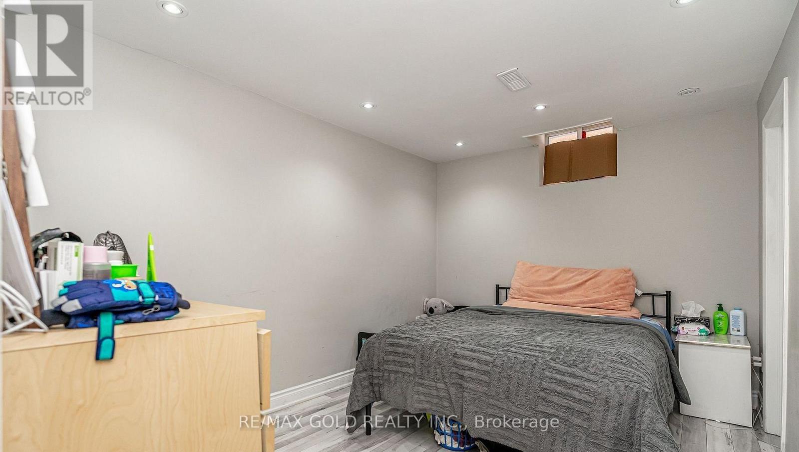 7 Bettey Road, Brampton, Ontario  L6P 1S9 - Photo 42 - W13001370