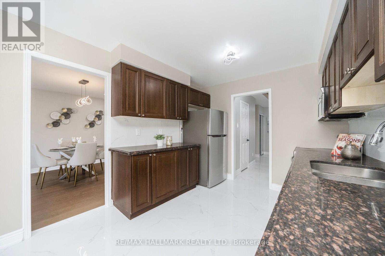 43 Stanwell Drive, Brampton, Ontario  L6Z 3Y8 - Photo 15 - W13001400