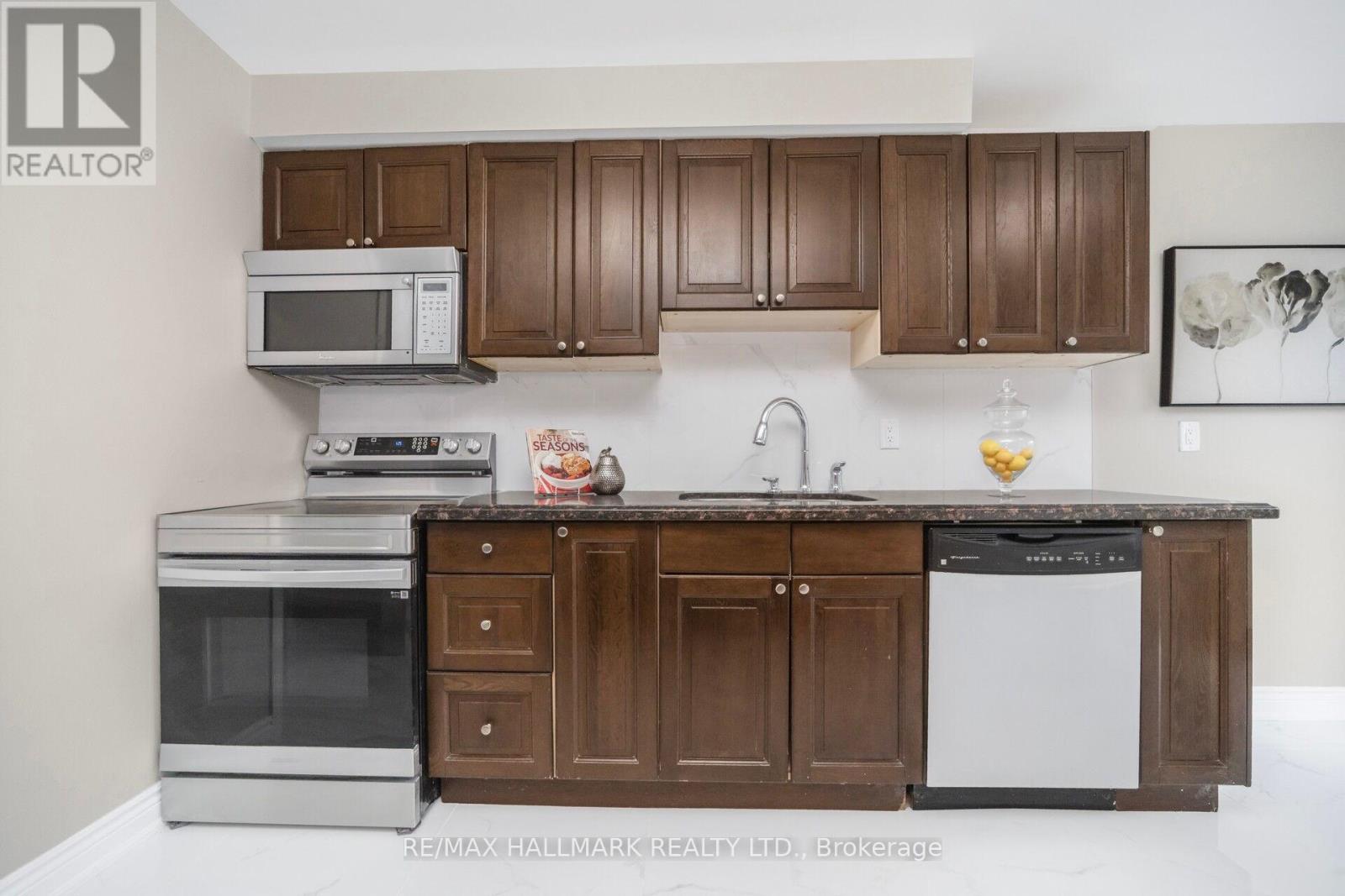 43 Stanwell Drive, Brampton, Ontario  L6Z 3Y8 - Photo 16 - W13001400