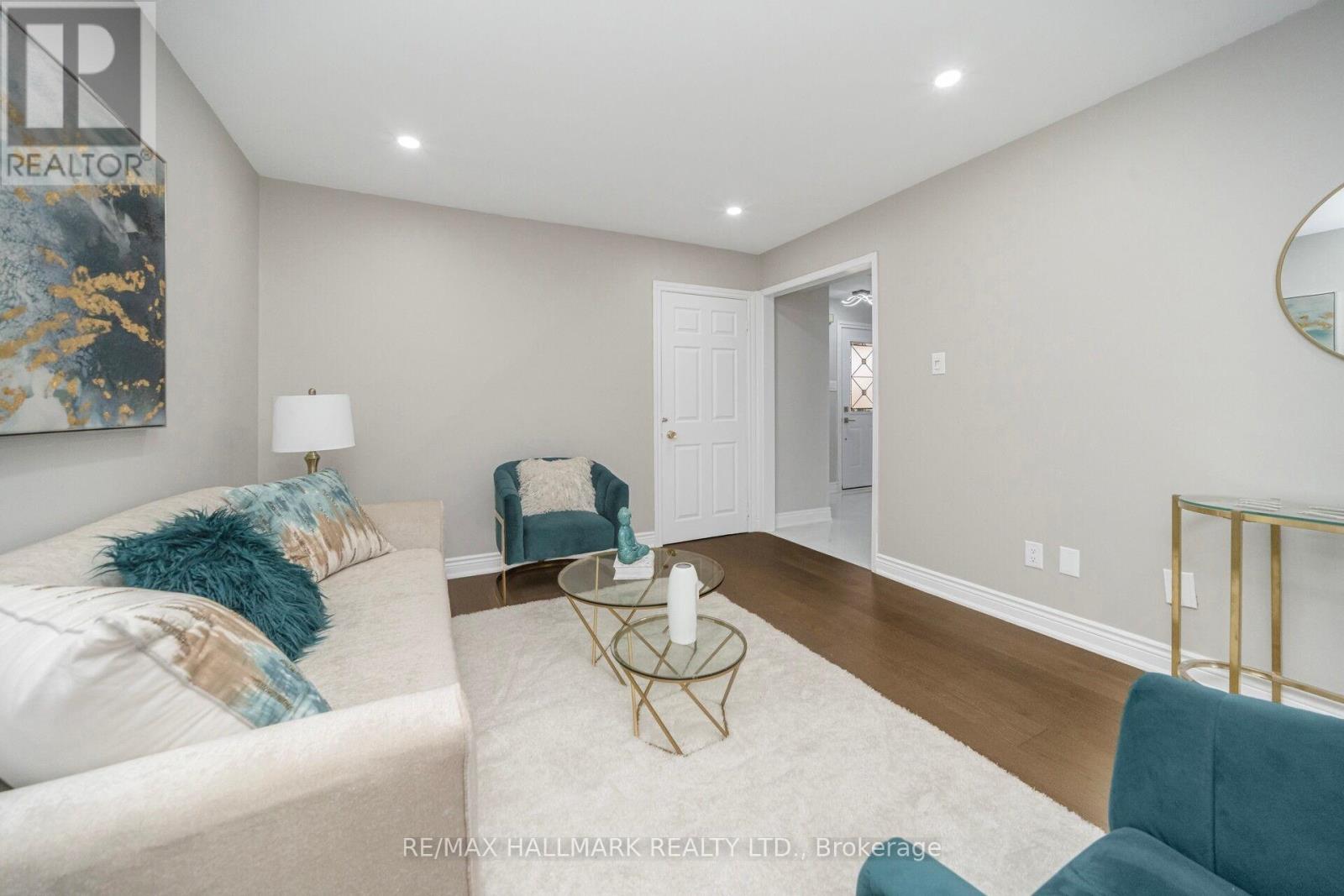 43 Stanwell Drive, Brampton, Ontario  L6Z 3Y8 - Photo 7 - W13001400