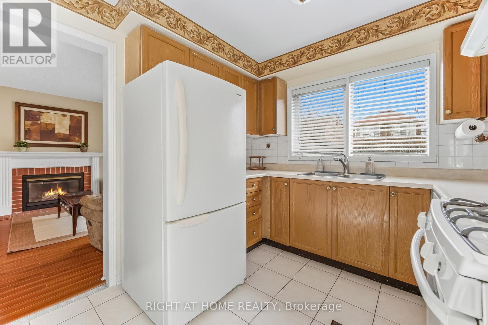 5956 Dalebrook Crescent, Mississauga, Ontario  L5M 5S1 - Photo 15 - W13001406