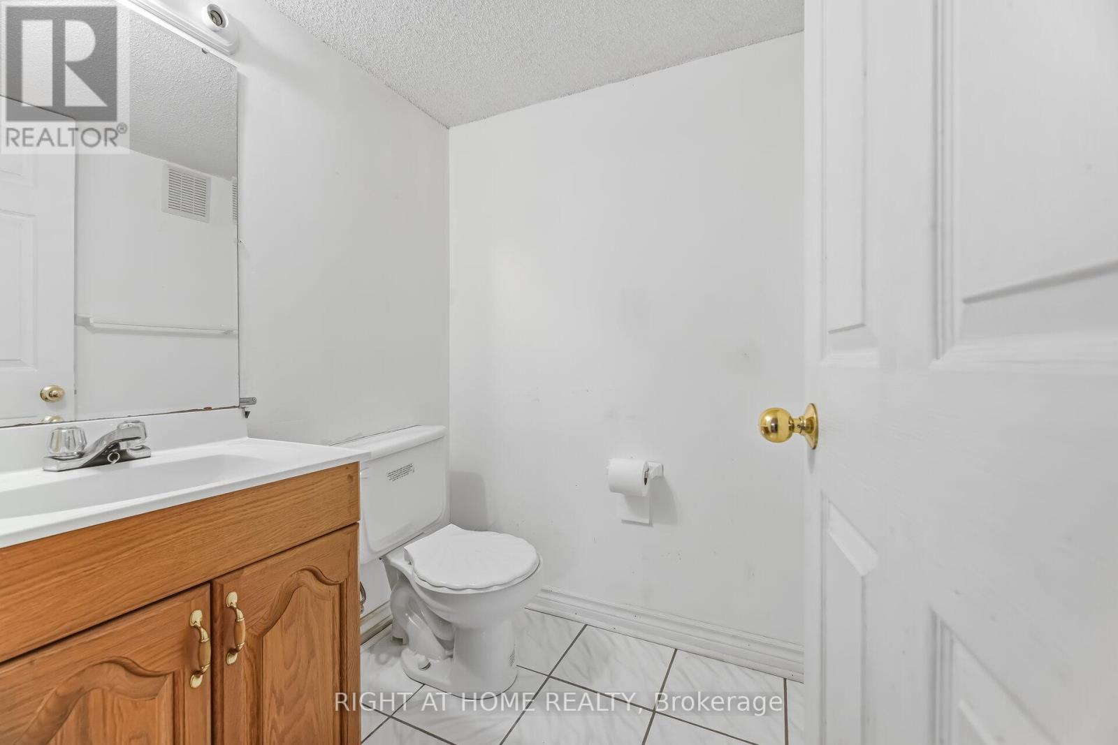 5956 Dalebrook Crescent, Mississauga, Ontario  L5M 5S1 - Photo 34 - W13001406