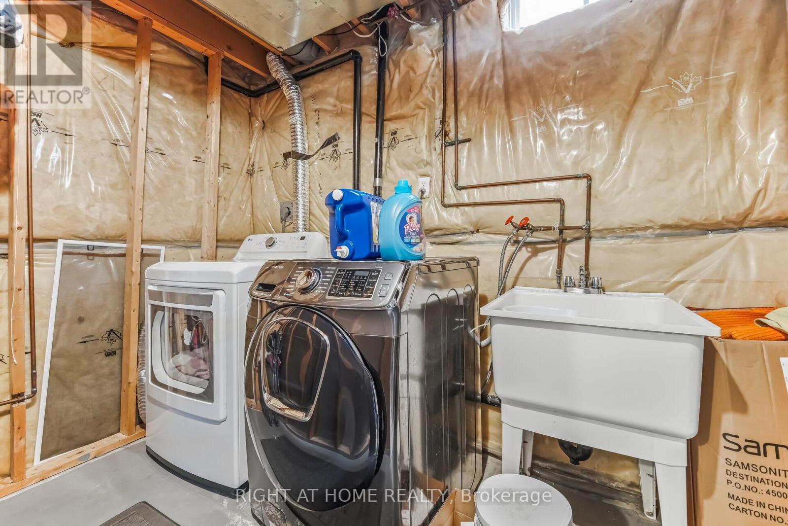 5956 Dalebrook Crescent, Mississauga, Ontario  L5M 5S1 - Photo 35 - W13001406