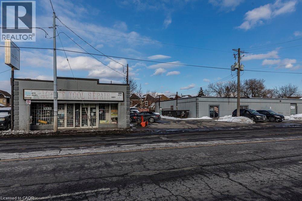 955 Barton Street E, Hamilton, Ontario  L8L 3C4 - Photo 2 - 40820863
