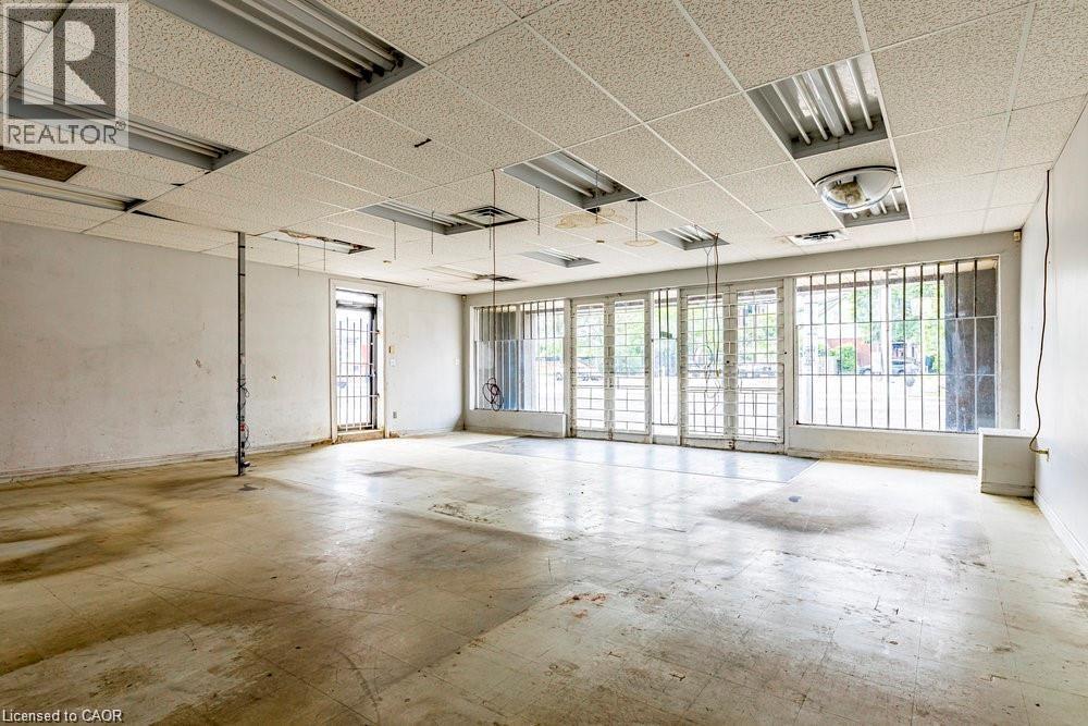 955 Barton Street E, Hamilton, Ontario  L8L 3C4 - Photo 4 - 40820863