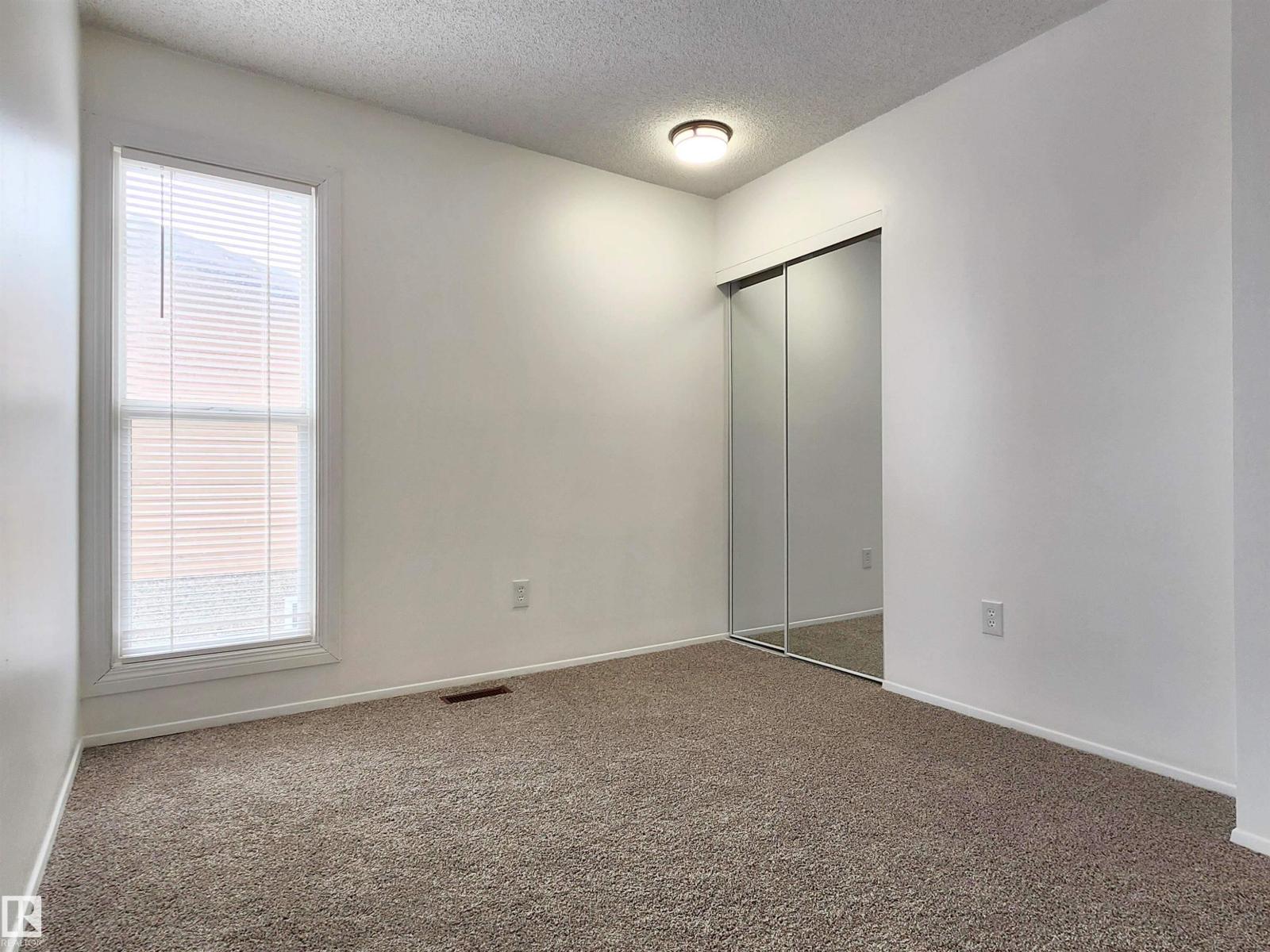 3812 20 Av Nw, Edmonton, Alberta  T6L 4B2 - Photo 13 - E4482334