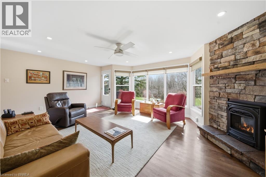 37 Parkview Crescent, Kitchener, Ontario  N2A 1M1 - Photo 16 - 40820254