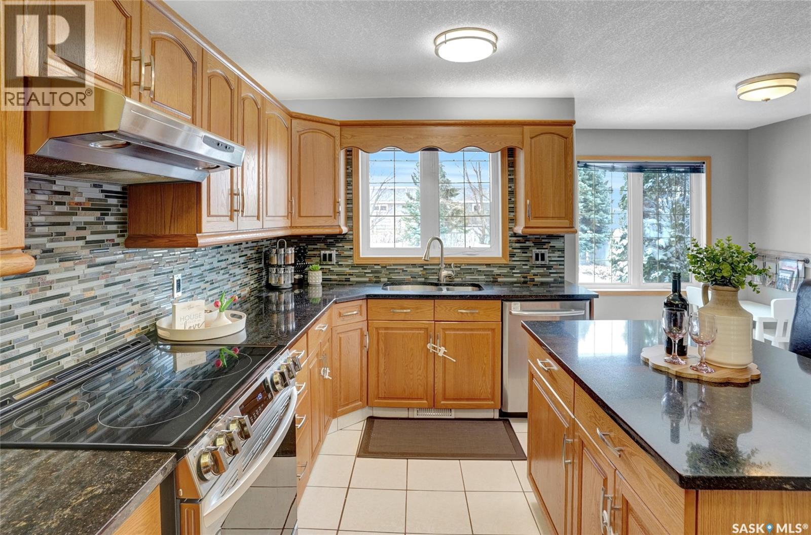 65 Jasmine Court, Moose Jaw, Saskatchewan  S6J 1K2 - Photo 20 - SK032937