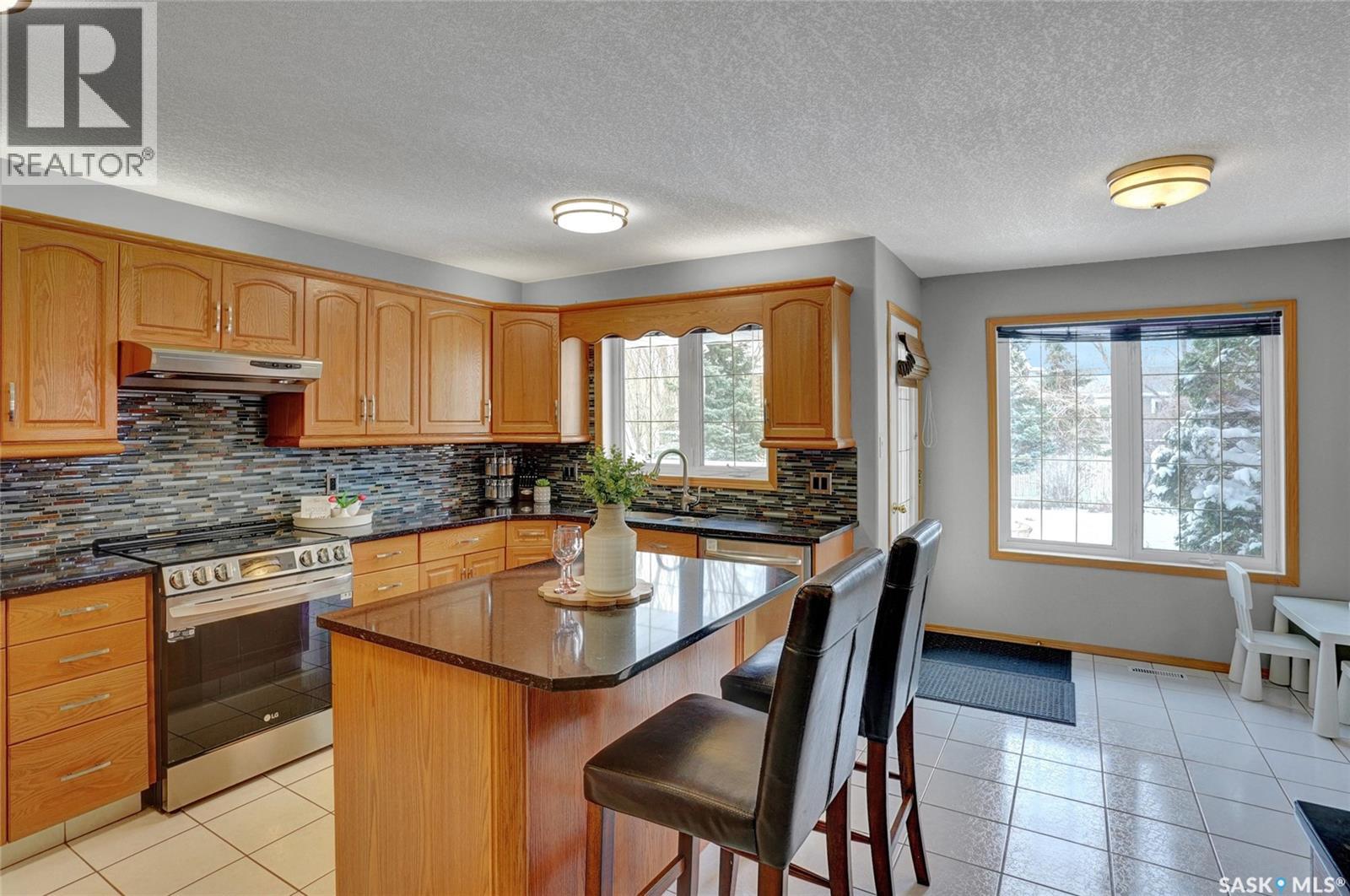 65 Jasmine Court, Moose Jaw, Saskatchewan  S6J 1K2 - Photo 22 - SK032937