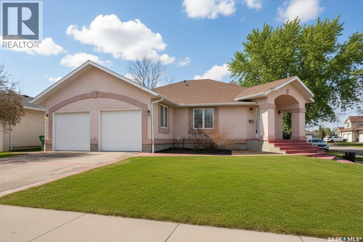 65 Jasmine Court, Moose Jaw, Saskatchewan  S6J 1K2 - Photo 4 - SK032937