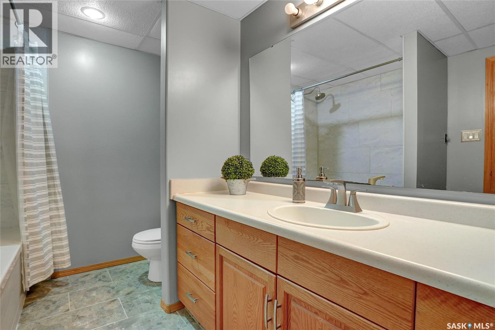 65 Jasmine Court, Moose Jaw, Saskatchewan  S6J 1K2 - Photo 50 - SK032937