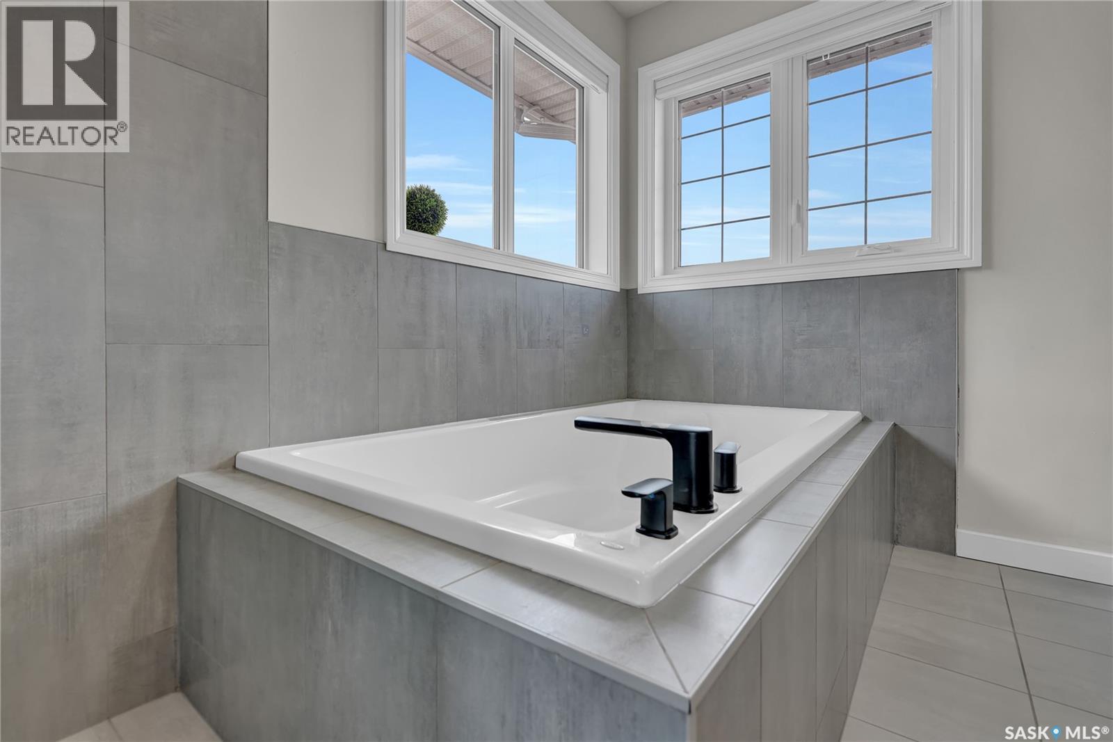 2862 Sunninghill Crescent, Regina, Saskatchewan  S4V 0N2 - Photo 20 - SK032851