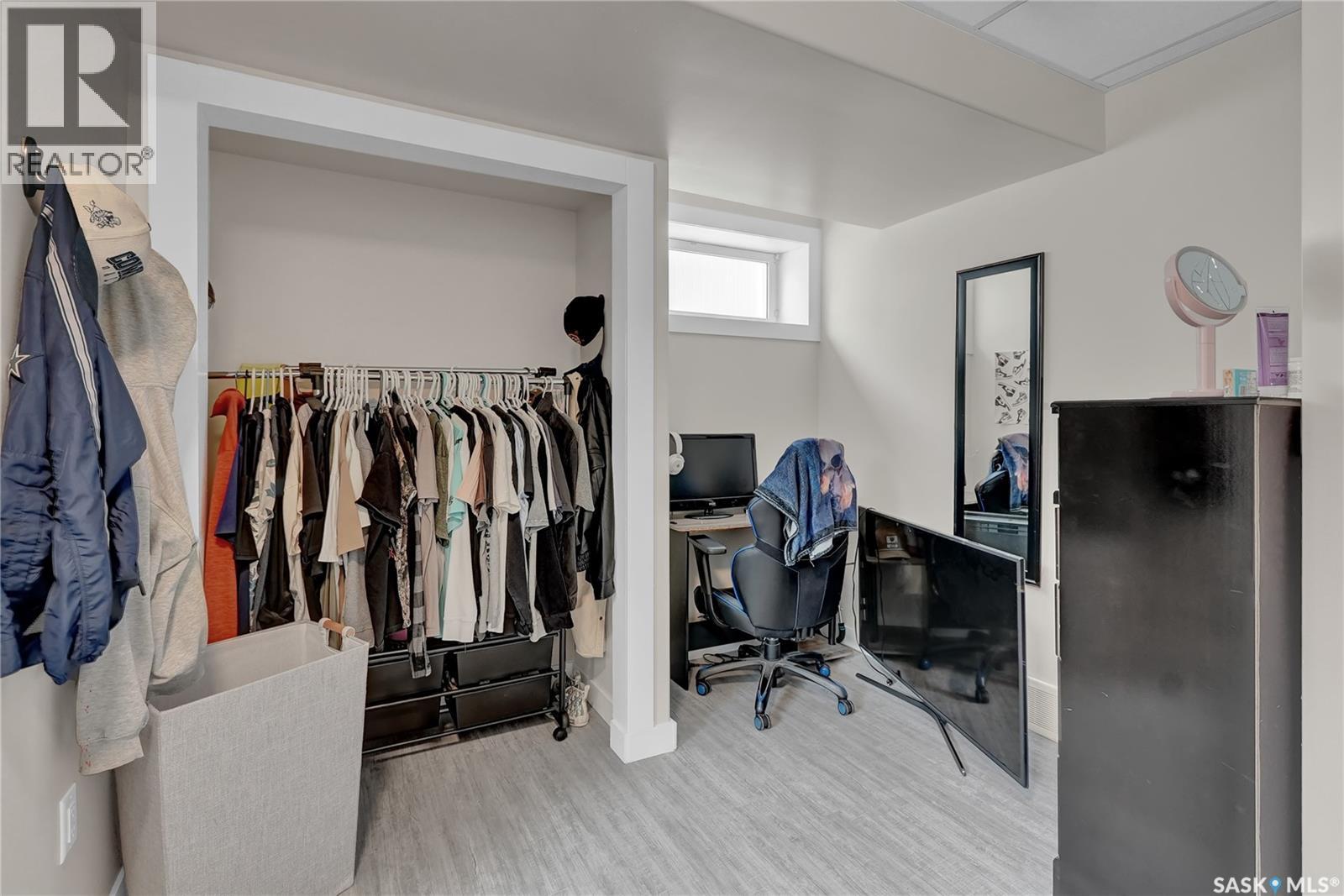 2862 Sunninghill Crescent, Regina, Saskatchewan  S4V 0N2 - Photo 32 - SK032851