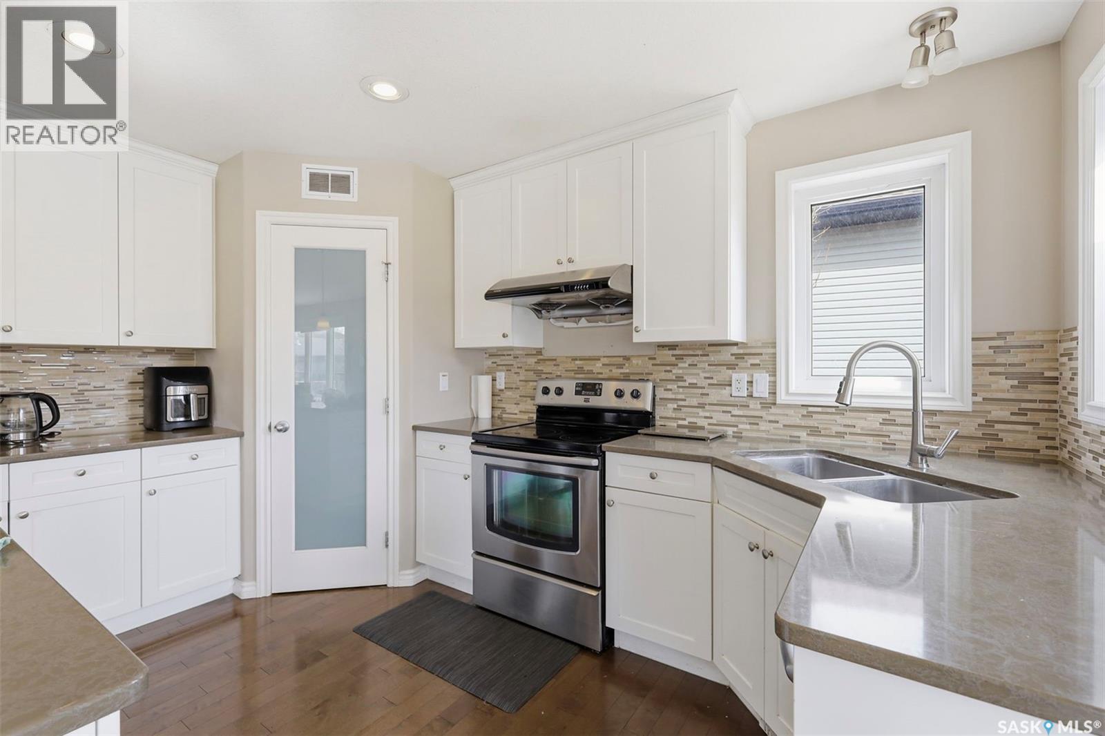 159 Dulmage Crescent, Saskatoon, Saskatchewan  S7T 0K4 - Photo 13 - SK032692