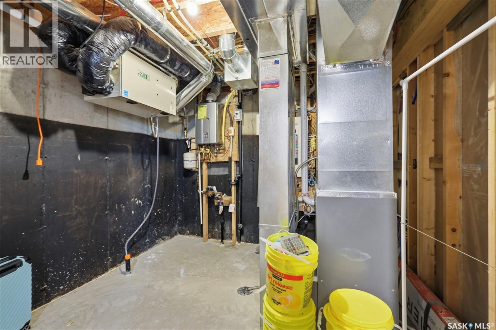 159 Dulmage Crescent, Saskatoon, Saskatchewan  S7T 0K4 - Photo 32 - SK032692