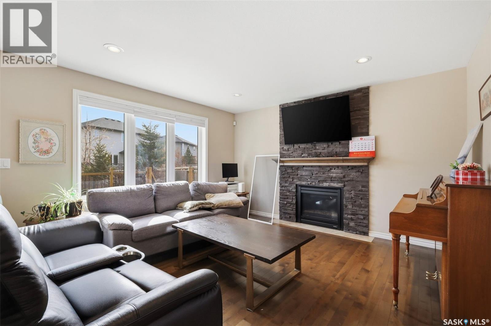 159 Dulmage Crescent, Saskatoon, Saskatchewan  S7T 0K4 - Photo 8 - SK032692