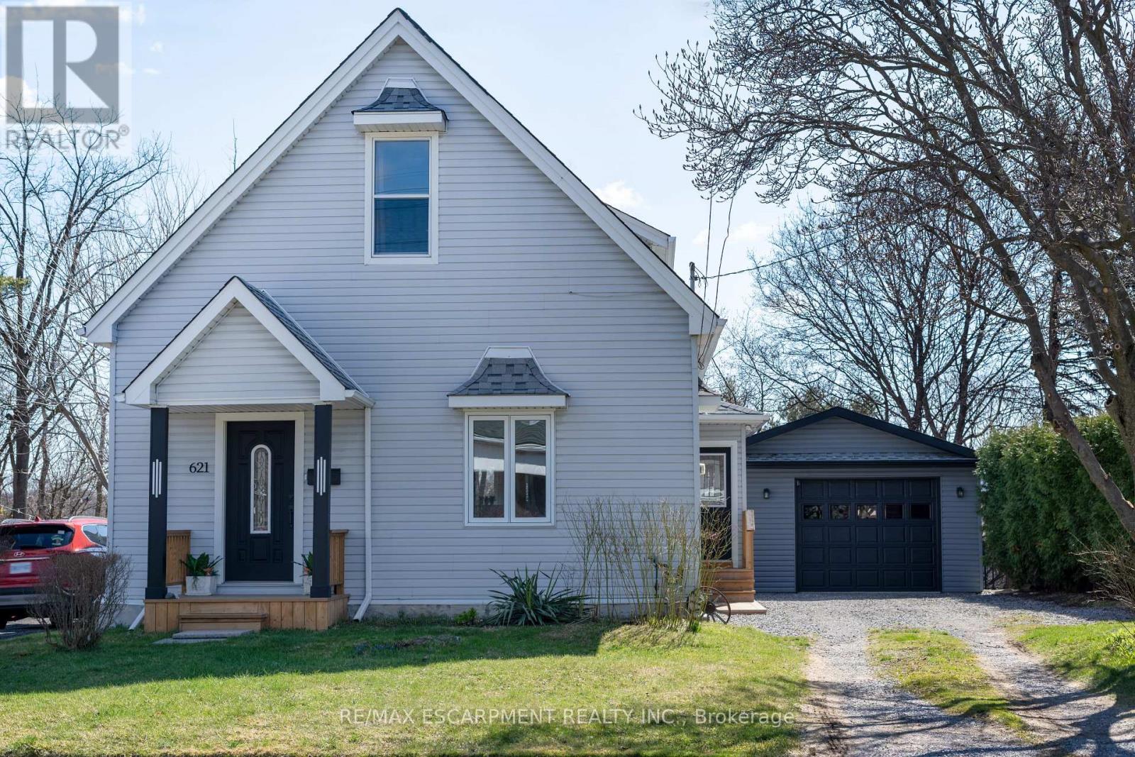 621 Rosseau Road, Hamilton, Ontario  L8K 4T9 - Photo 3 - X13001298