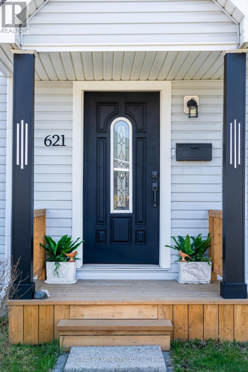 621 Rosseau Road, Hamilton, Ontario  L8K 4T9 - Photo 5 - X13001298