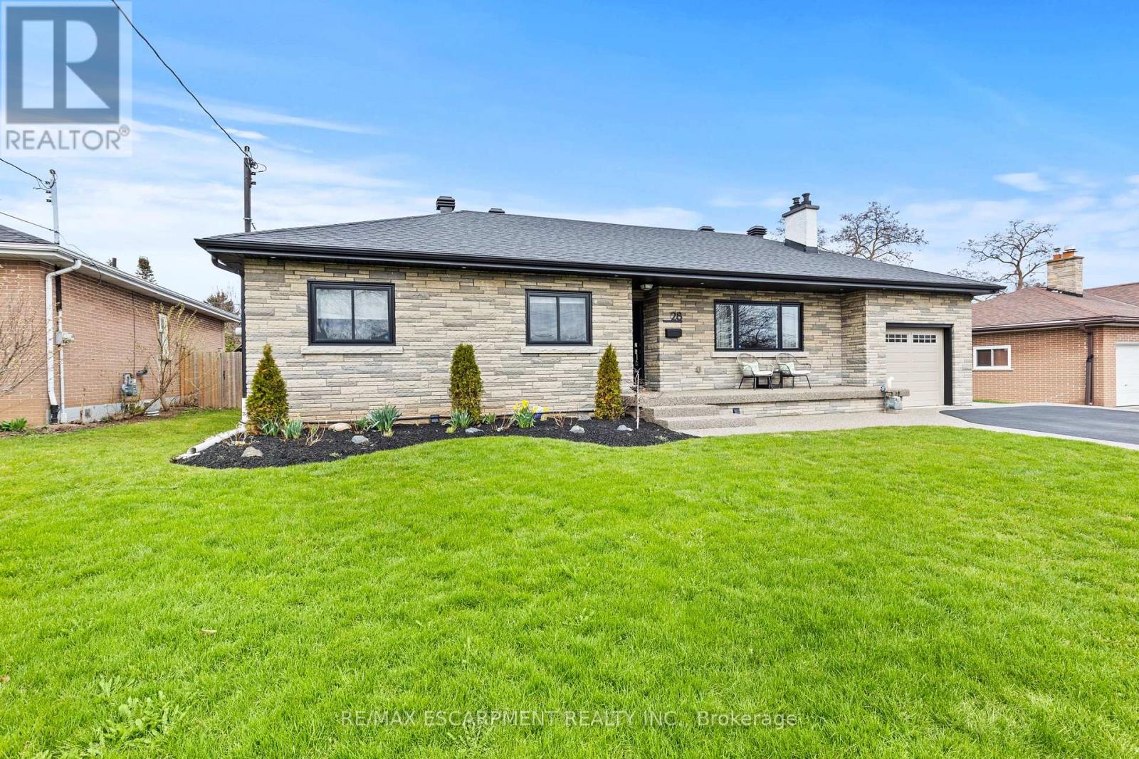 28 Bonita Drive, Hamilton, Ontario  L8G 2X3 - Photo 6 - X13001304