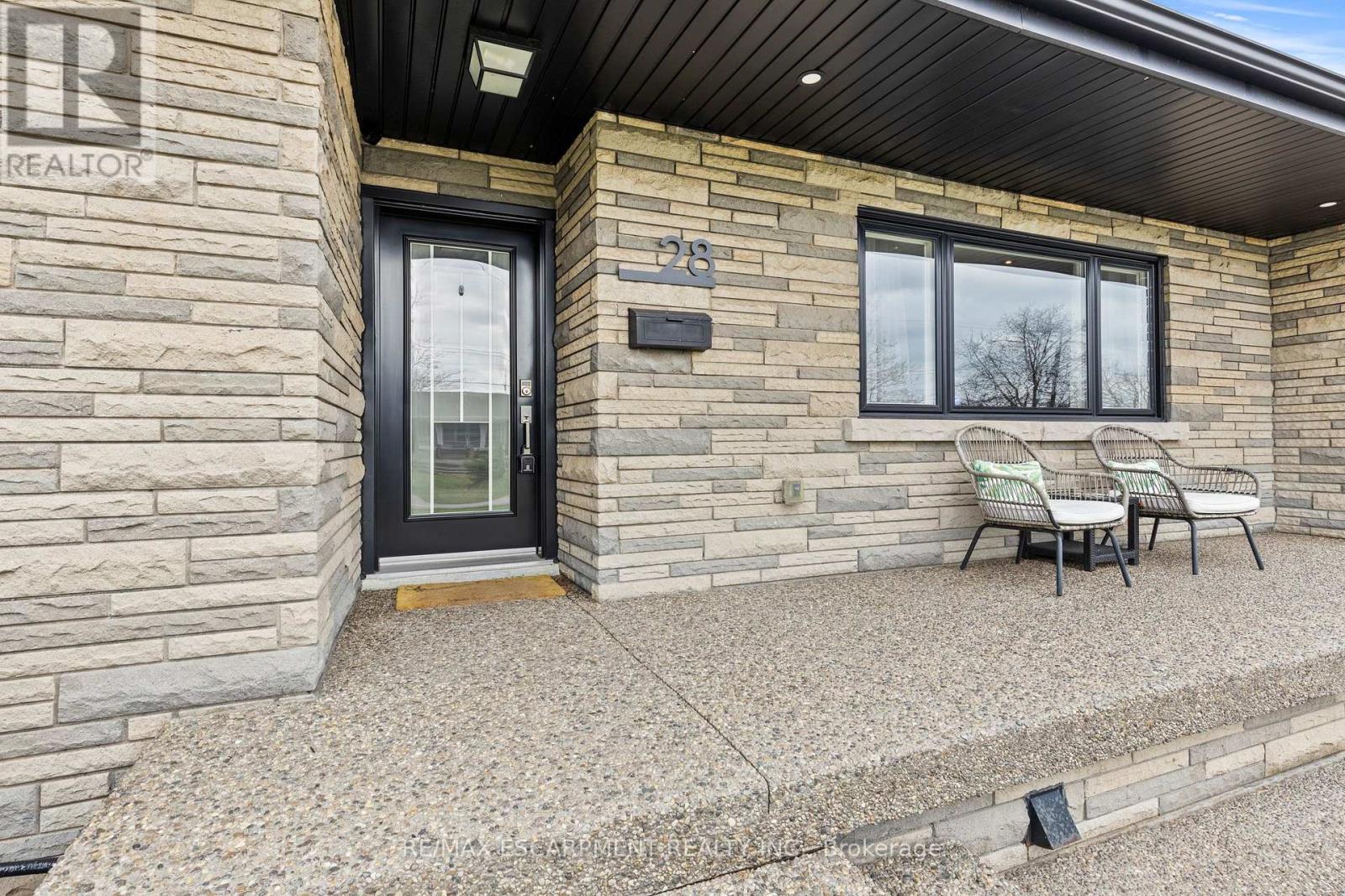 28 Bonita Drive, Hamilton, Ontario  L8G 2X3 - Photo 7 - X13001304