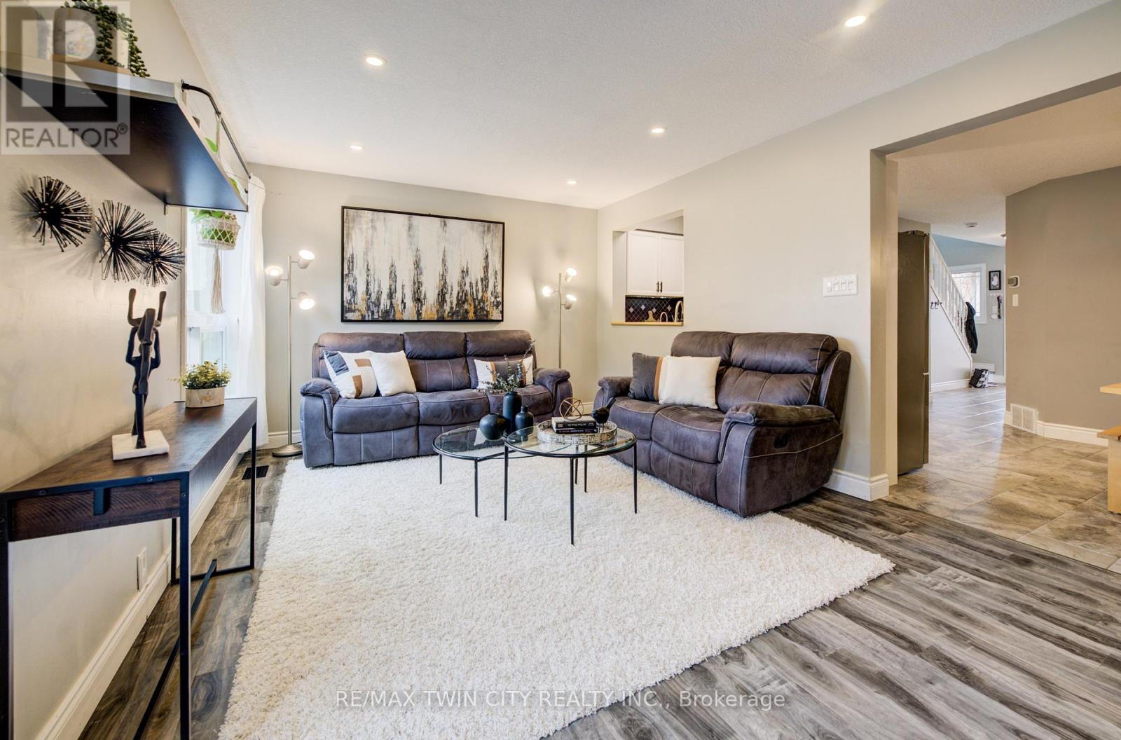 444 Annapolis Court, Waterloo, Ontario  N2K 4E7 - Photo 11 - X13001414